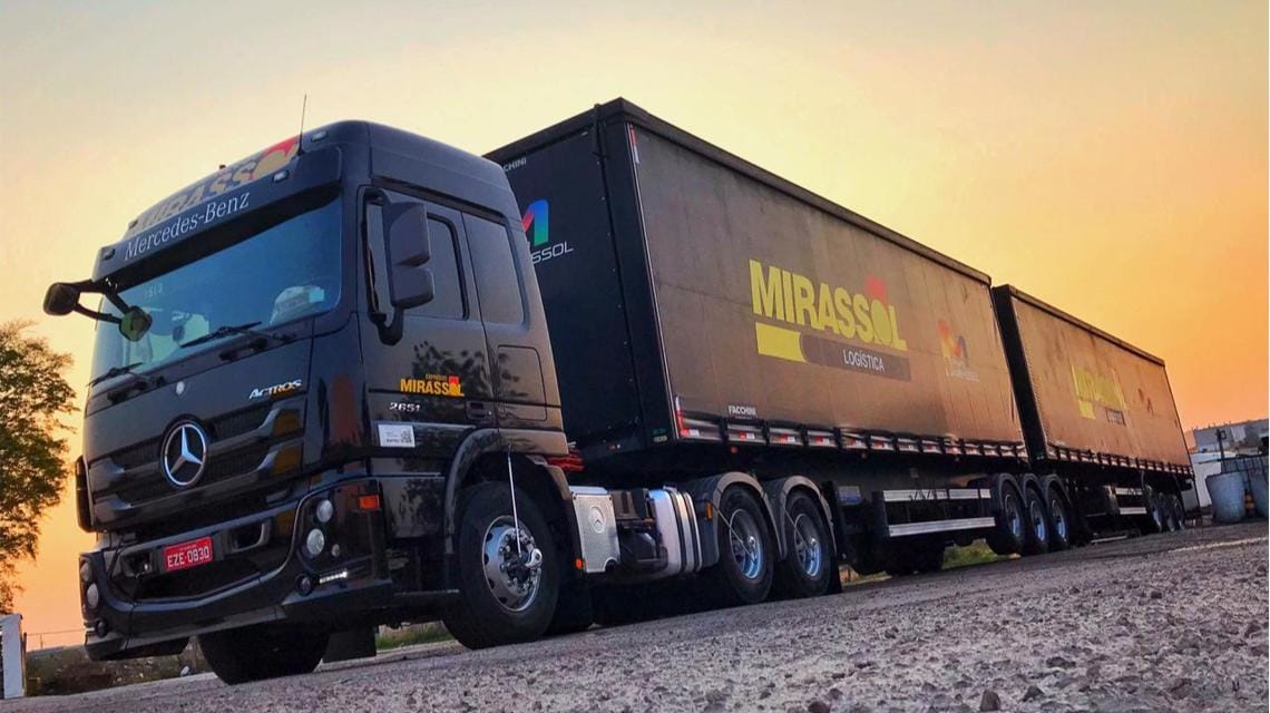 Grupo logístico Mirassol oferece vagas de emprego em Louveira