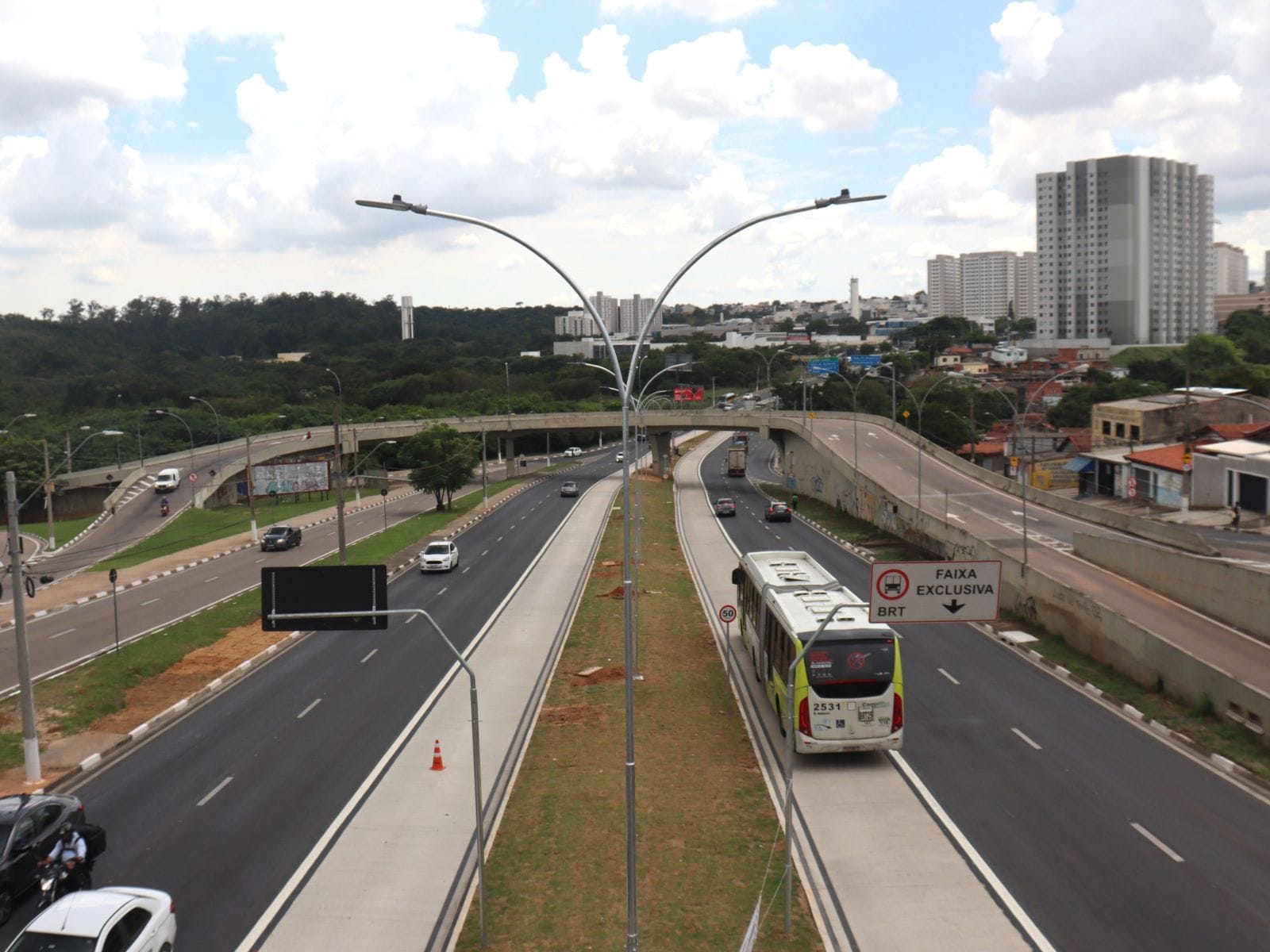 Vai para Campinas? Cuidado para não ser multado na faixa de ônibus