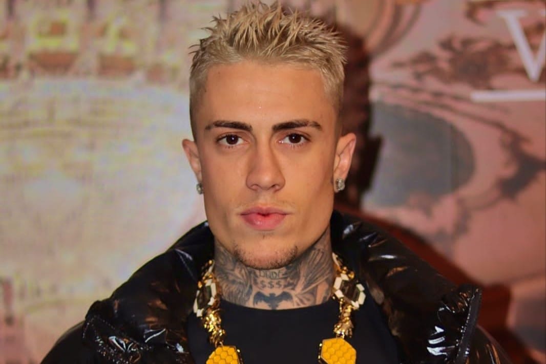 Wet n Wild comemora 26 anos com show de MC Daniel