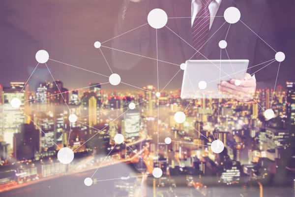 Concessão da infraestrutura de redes municipais (Infovias e Cidades Digitais): uma saída viável