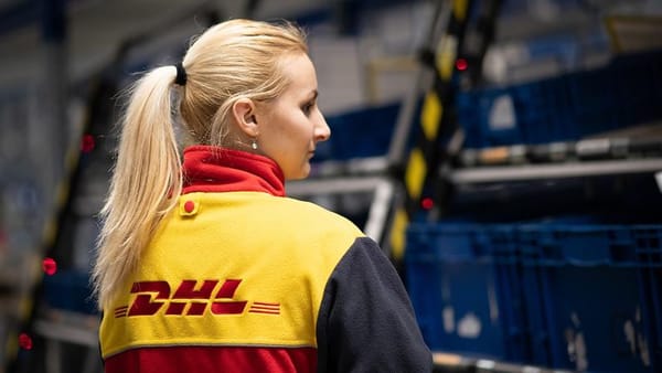 DHL abre 15 vagas para Auxiliar Logístico em Louveira