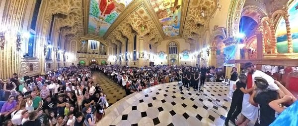 Encenação da Paixão de Cristo emociona fiéis e lota Igreja São Sebastião em Louveira