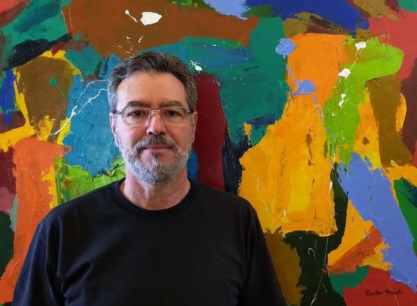 Exposição “Horizontes Imaginários” convida o público a explorar o vibrante universo das pinturas abstratas