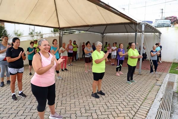 Louveira tem prática gratuita de Lian Gong que ajuda a tratar dores crônicas