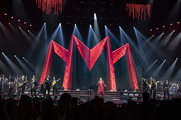 Maurício Manieri se apresenta em Campinas com seu novo show “Classics Super Hits”