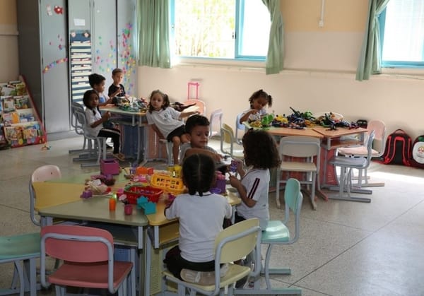 Matrícula para novos alunos da educação infantil das escolas municipais de Vinhedo vão até o dia 27 de outubro