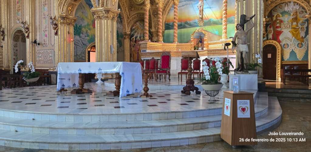 Louveirando: As Montanhas de Todos Nós