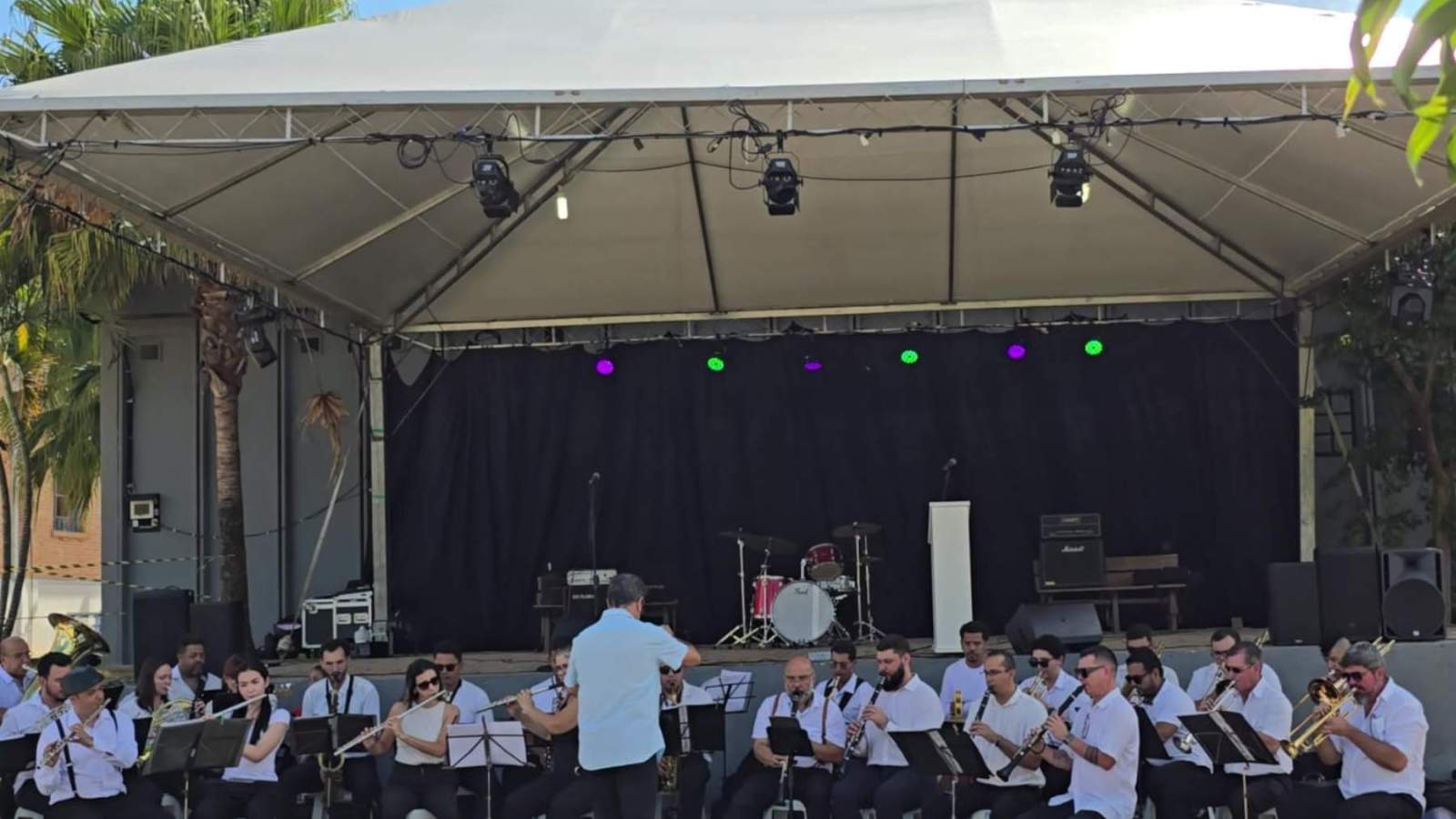 Louveirando: Fiat Lux