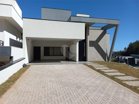 Casa  à venda com 3 quartos, sendo 3 suítes, no condomínio Santa Isabel I, Louveira - SP