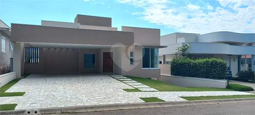 Casa à venda com 3 quartos, sendo 3 suítes, em Santa Isabel, Louveira - SP