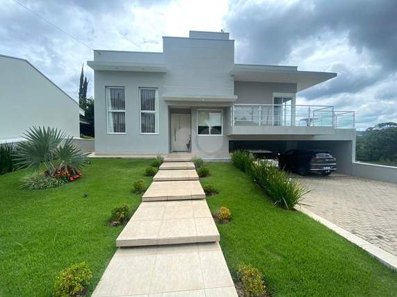 Casa à venda com 3 quartos, sendo 3 suítes, em Residencial Delle Stelle, Louveira - SP