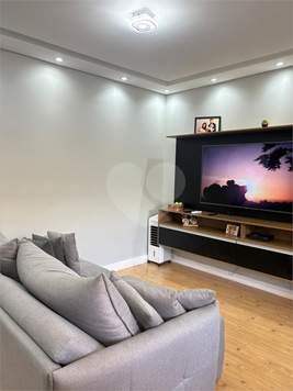 Apartamento à venda com 3 quartos, sendo 1 suíte, em Jardim Bandeirantes, Louveira - SP