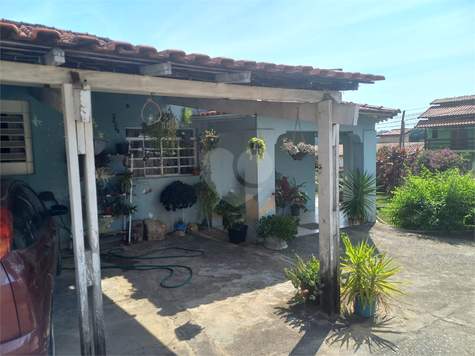 Casa à venda com 3 quartos em Vila Pasti, Louveira - SP