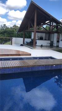 Casa à venda ou para alugar com 5 quartos, sendo 5 suítes, em Condomínio Jardim Primavera, Louveira - SP