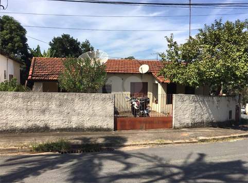 Casa de Vila à venda com 1 quarto no Centro, Valinhos - SP