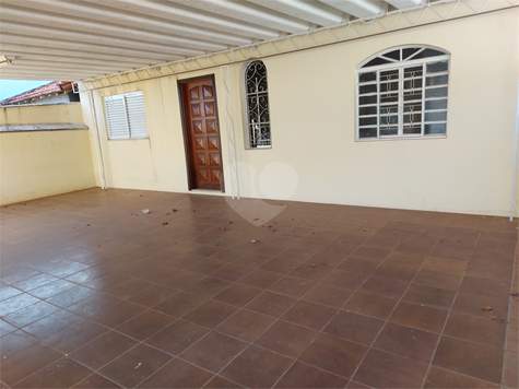 Casa de Vila à venda com 5 quartos, sendo 1 suíte, em Vila Martina, Valinhos - SP