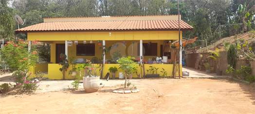 Chácara à venda com 2 quartos em Silvas, Morungaba - SP