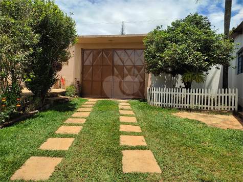 Sítio à venda com 4 quartos, sendo 4 suítes, em Caioçara, Jarinu - SP