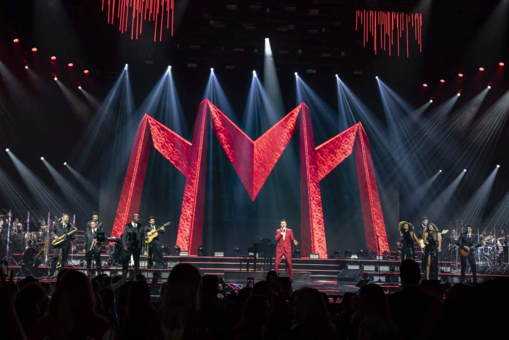 Maurício Manieri se apresenta em Campinas com seu novo show “Classics Super Hits”